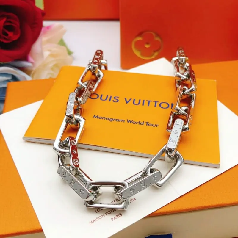 louis vuitton collier s_1213b113